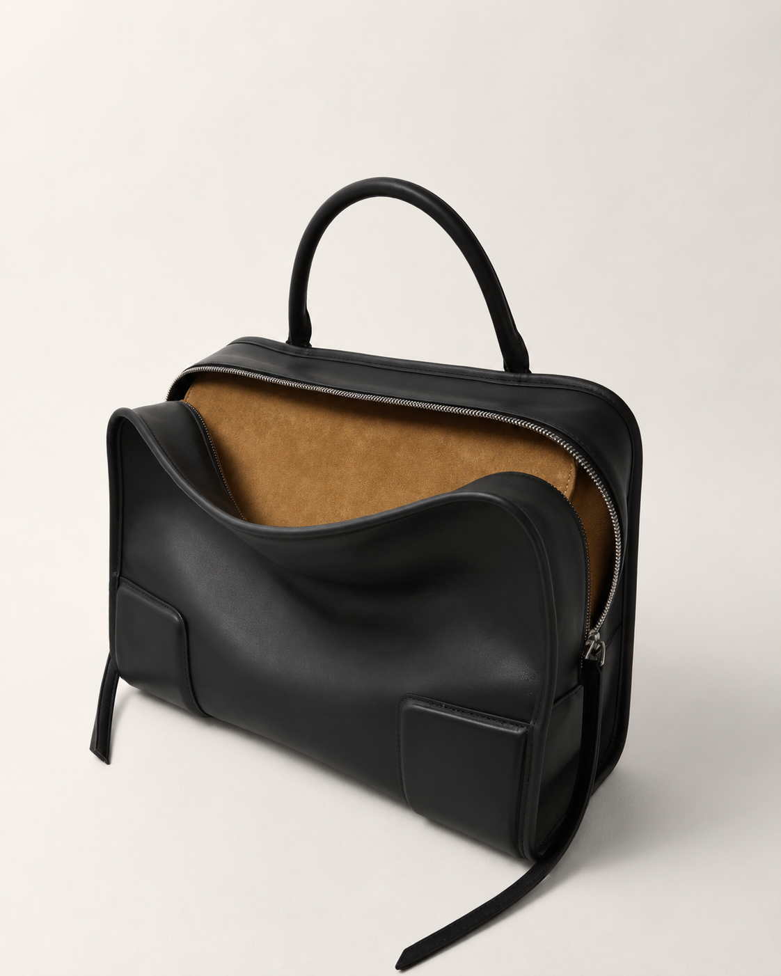 Loe tote image 3