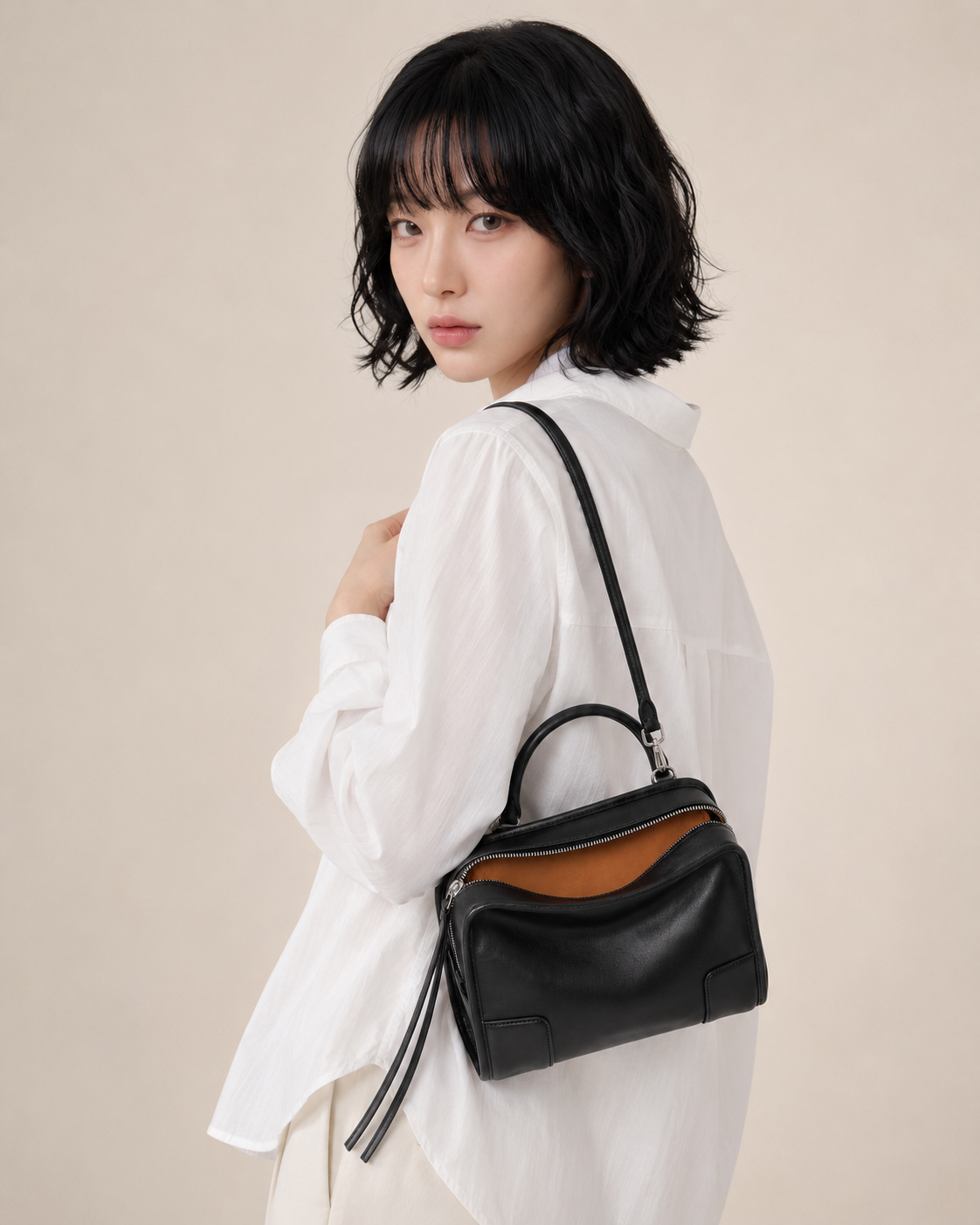 Loe tote image 10
