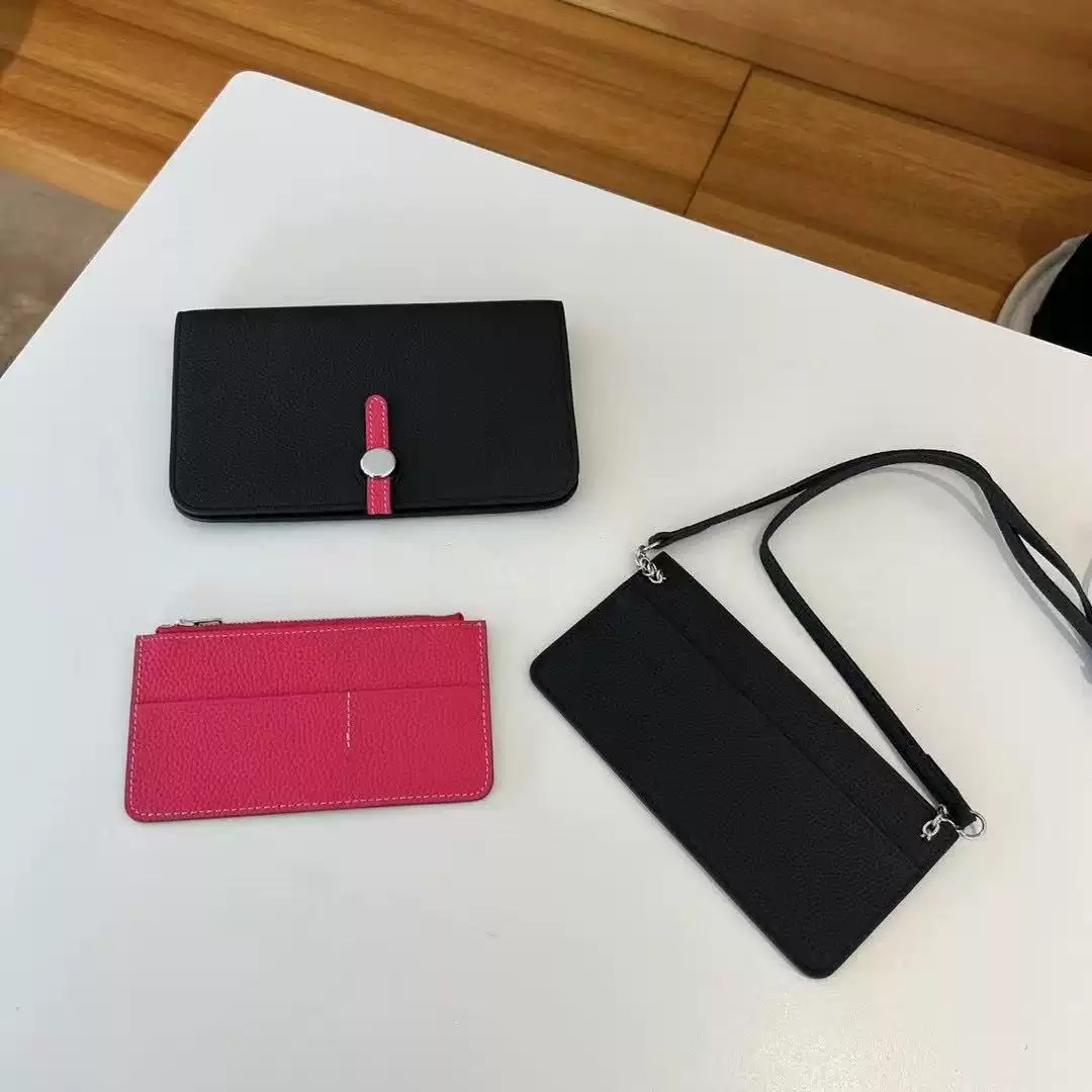 Black pink thumbnail
