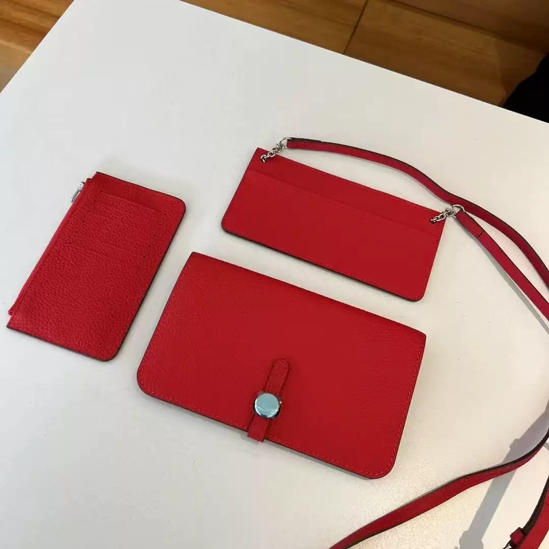 Red thumbnail