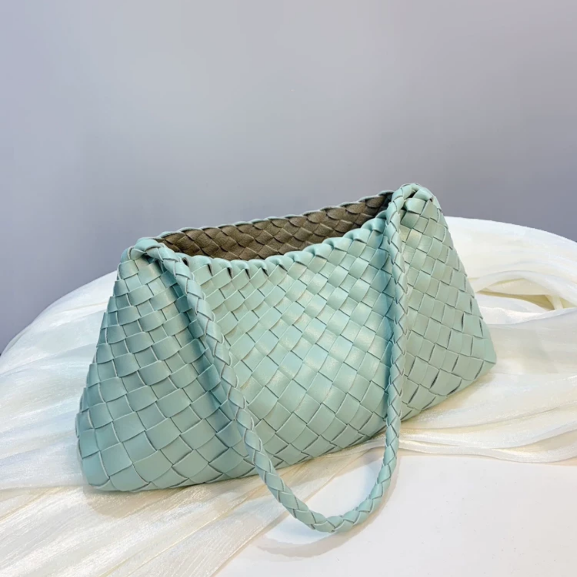 Mint green thumbnail