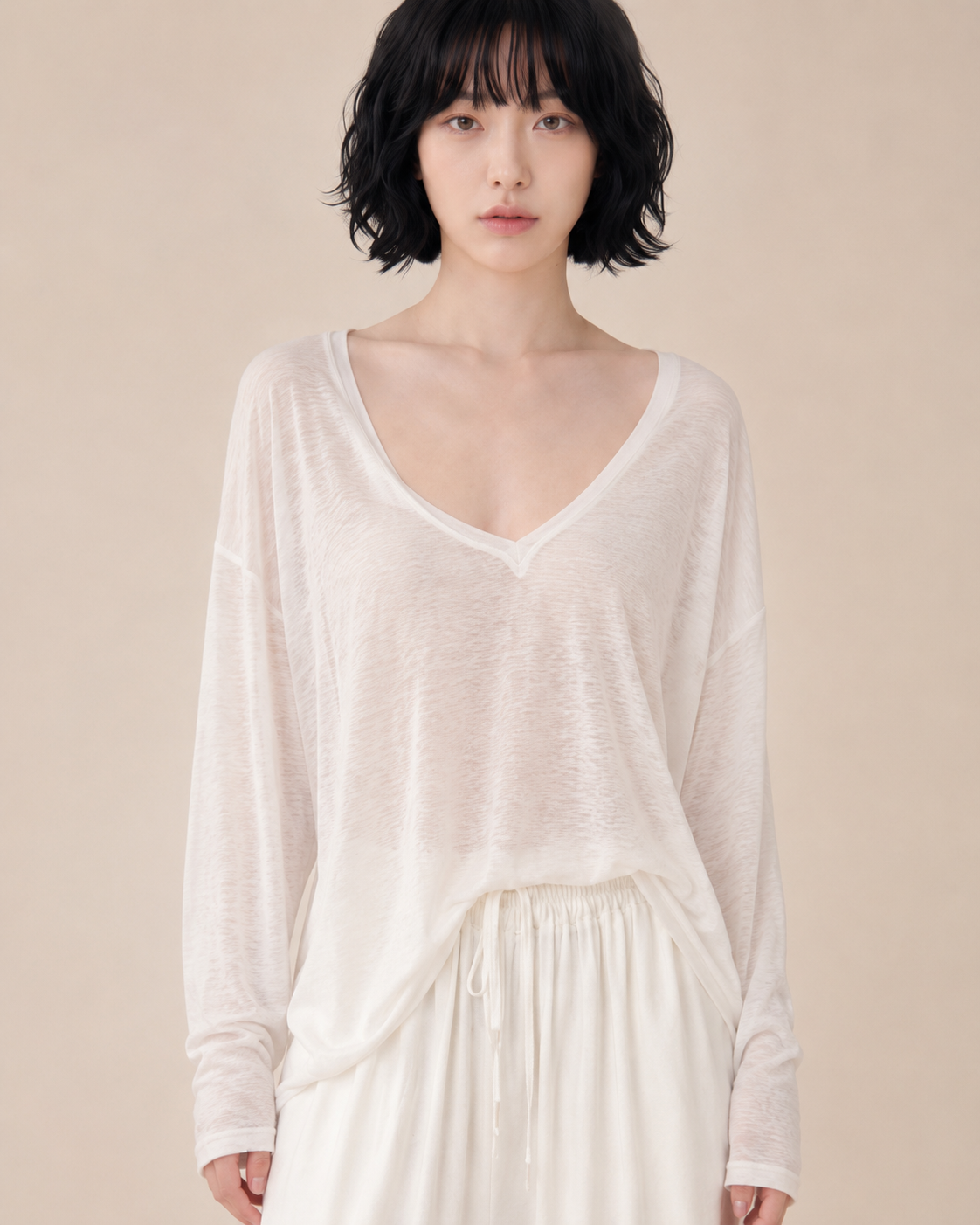 Soline V-Neck image 3