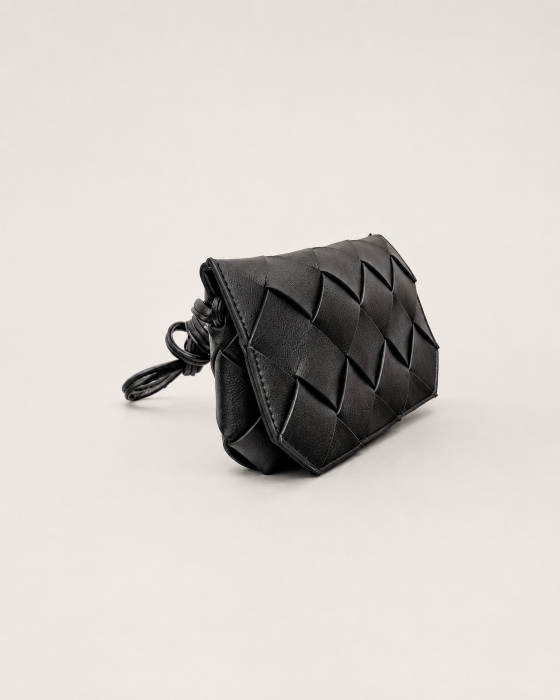 Dia woven pouch image 2