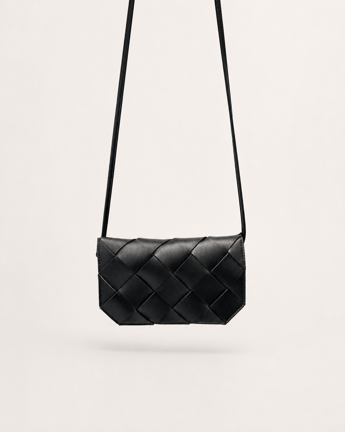 Dia woven pouch image 6