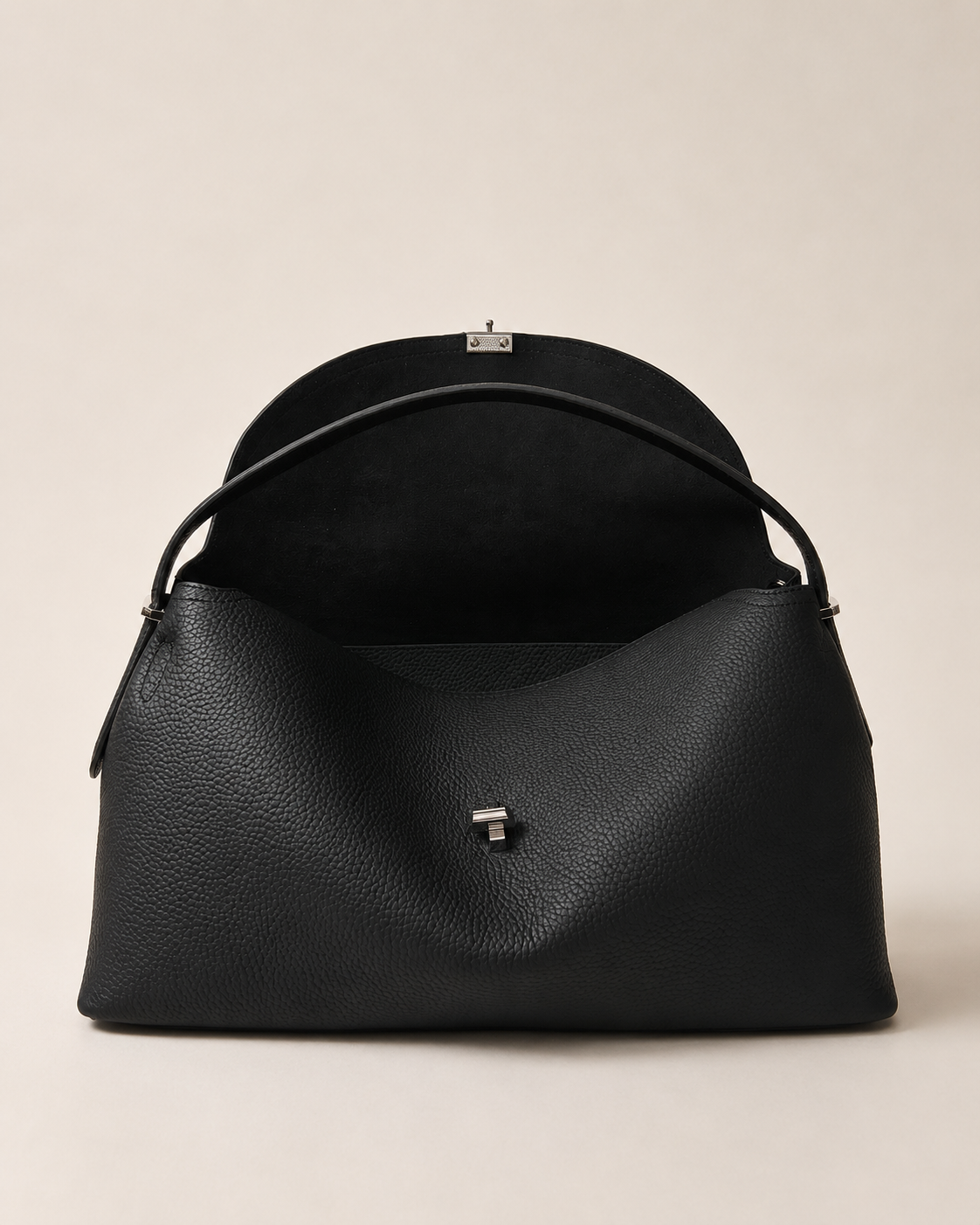 T tote image 3