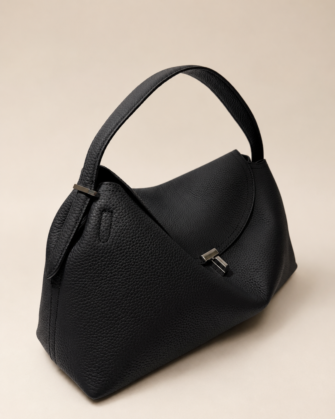 T tote image 4