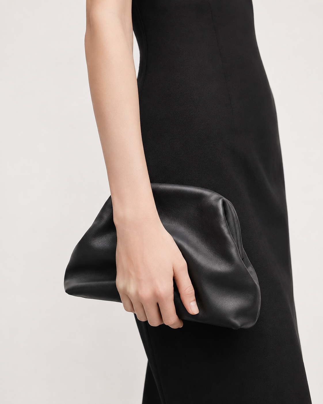 M clutch image 8