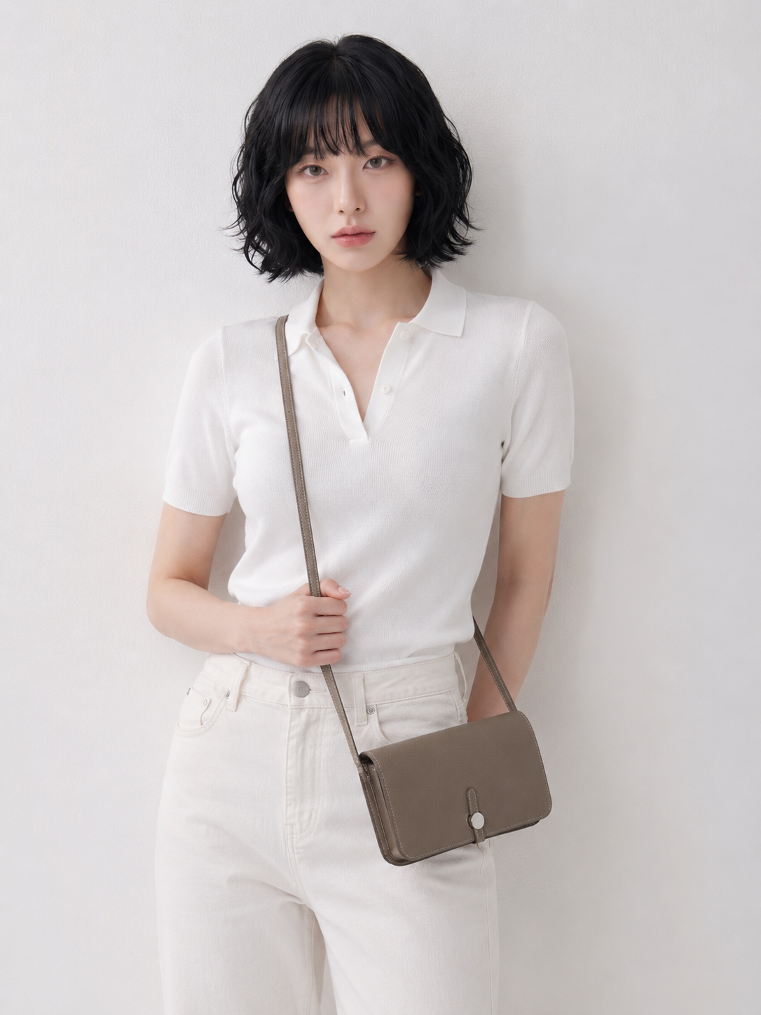 Tri-Fold Passport Wallet model view