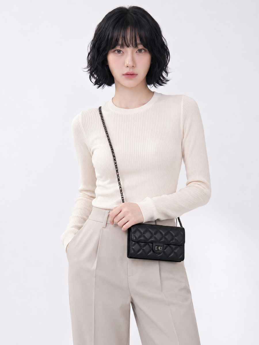 C lambskin wallet model view